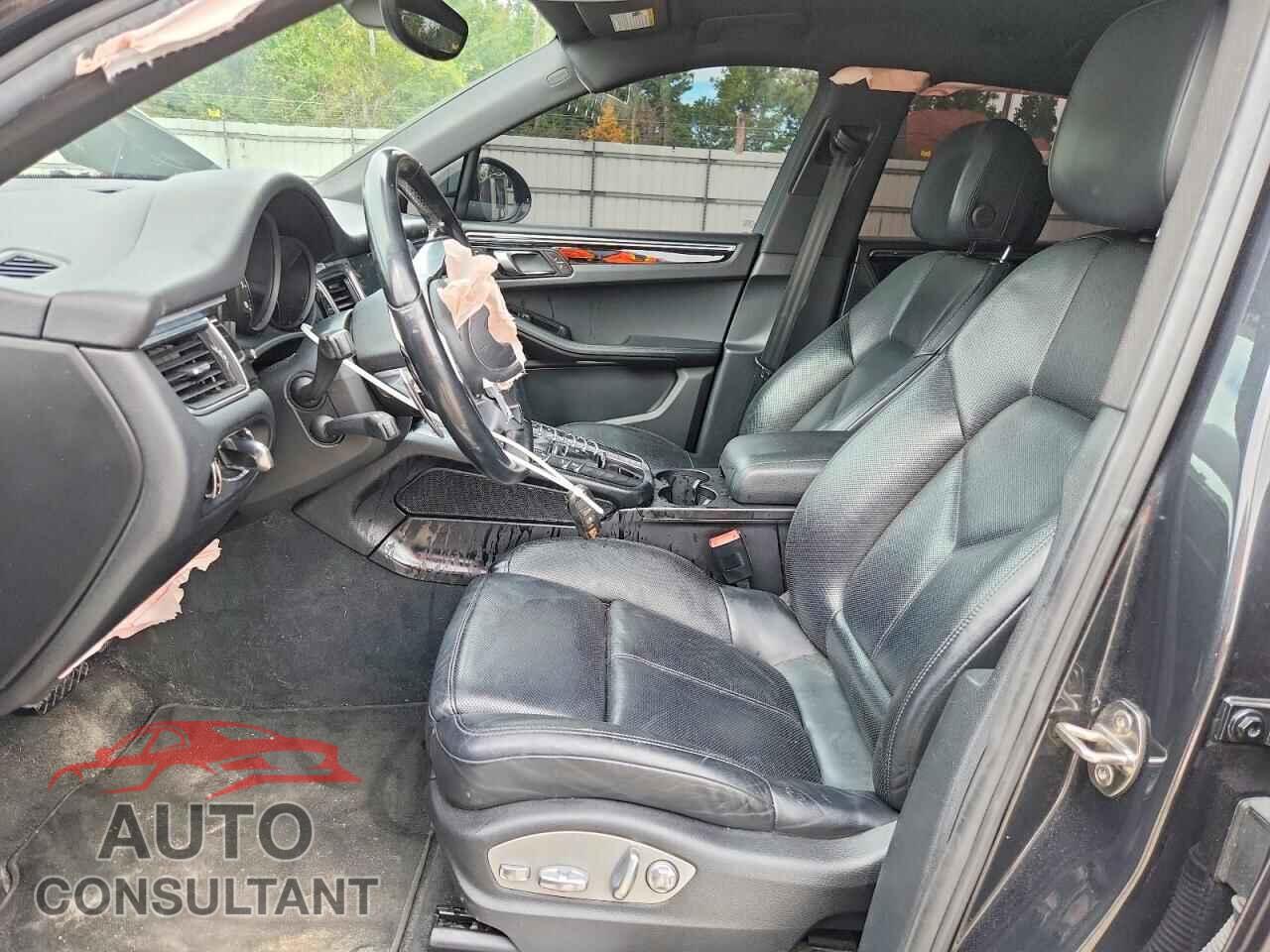 PORSCHE MACAN 2017 - WP1AA2A55HLB01096