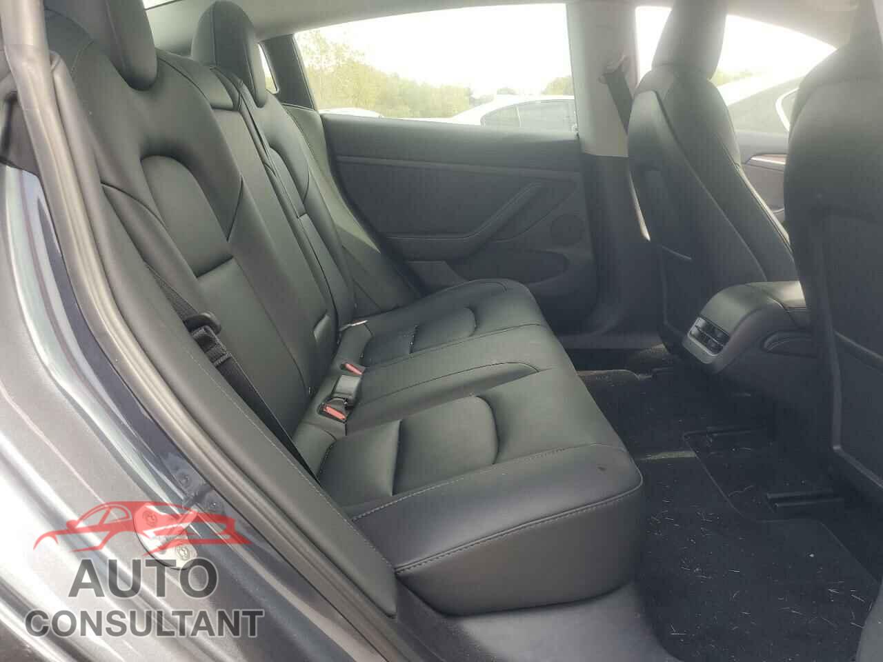TESLA MODEL 3 2023 - 5YJ3E1EC3PF405689