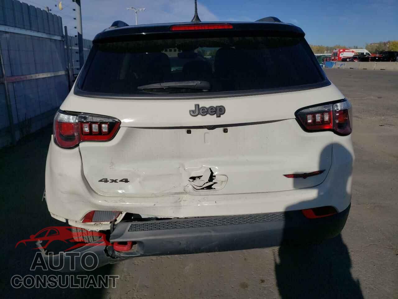 JEEP COMPASS 2020 - 3C4NJDDB7LT159837