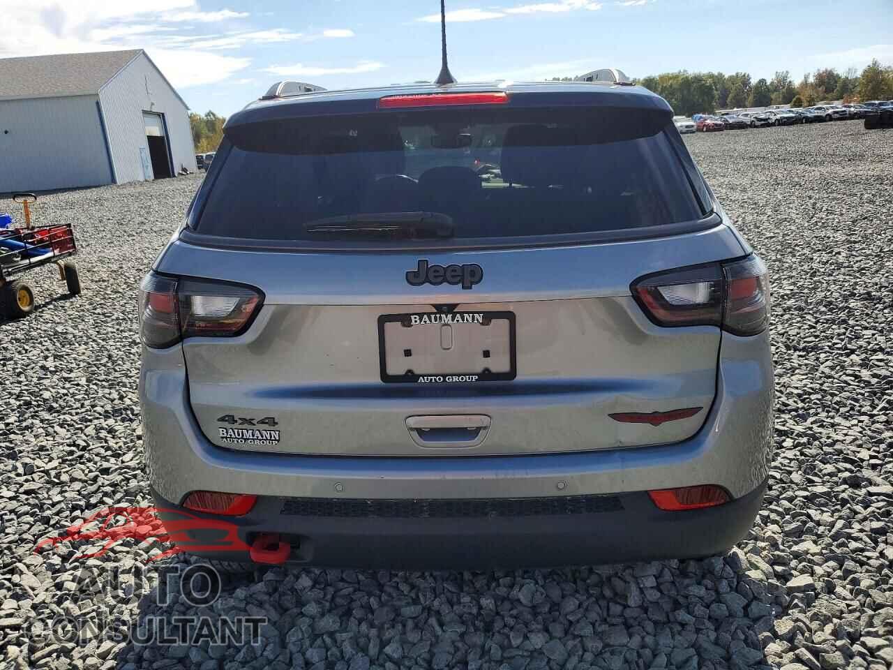 JEEP COMPASS 2022 - 3C4NJDDB7NT142894