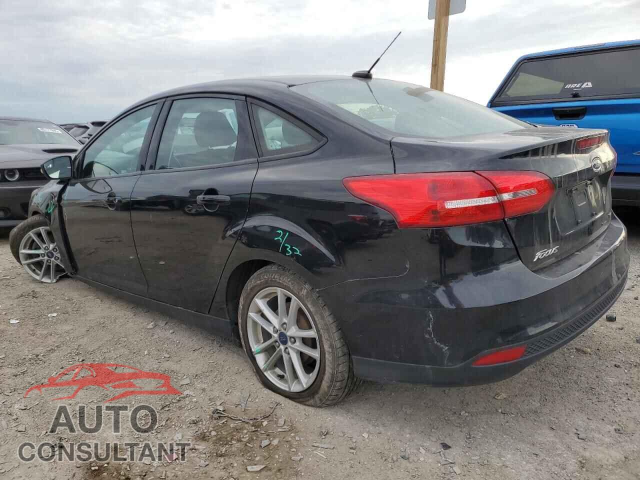 FORD FOCUS 2017 - 1FADP3F27HL218976