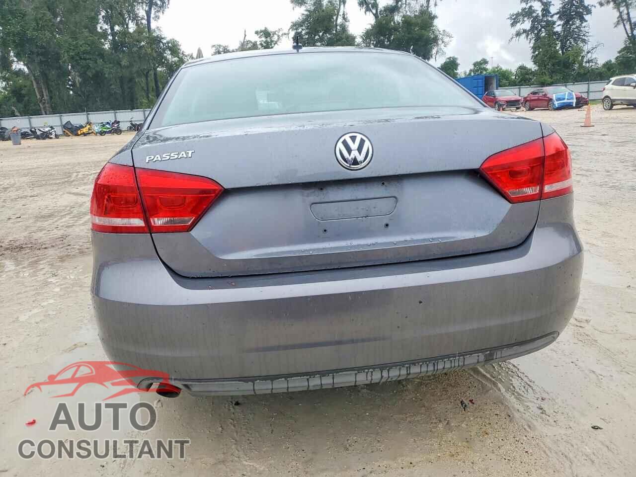 VOLKSWAGEN PASSAT 2014 - 1VWAP7A34EC002788