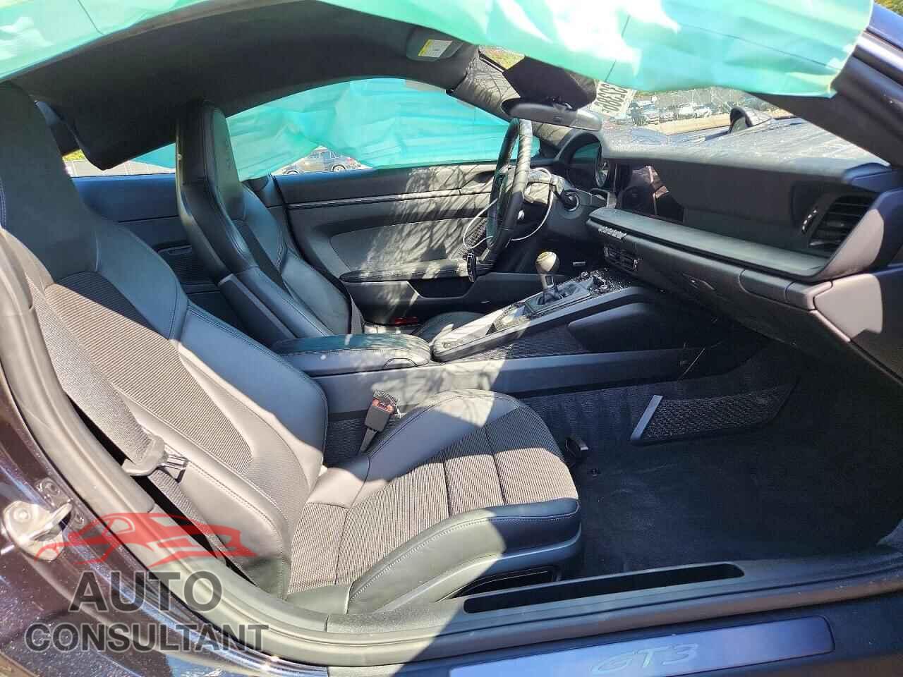 PORSCHE 911 2024 - WP0AC2A95RS263770