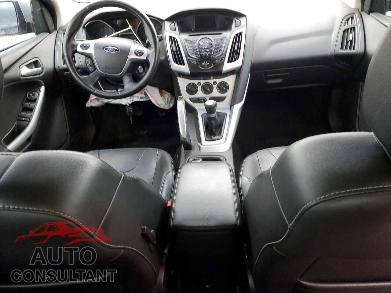 FORD FOCUS 2014 - 1FADP3K23EL141699