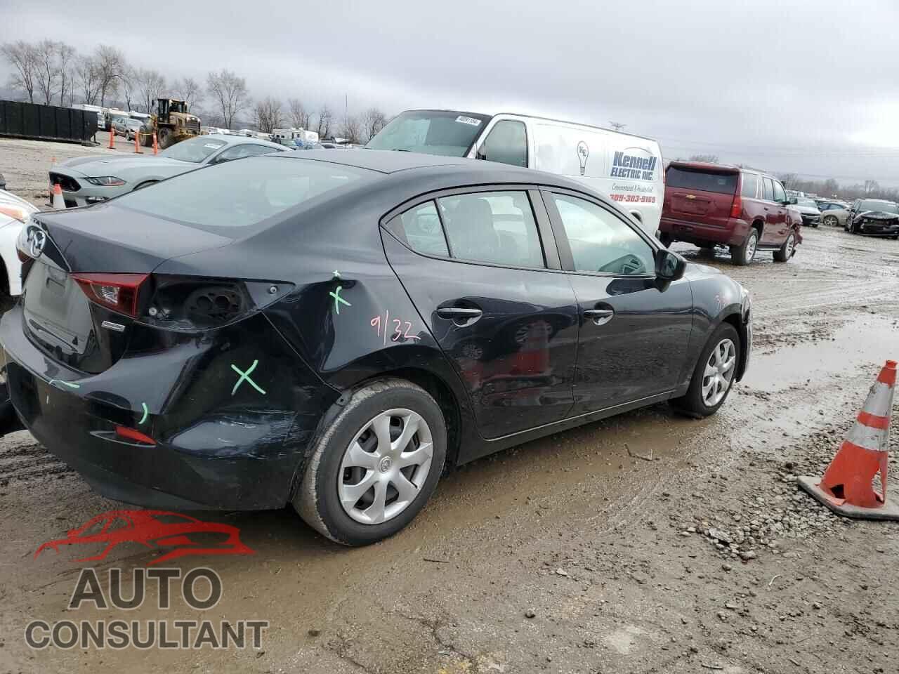 MAZDA 3 2017 - 3MZBN1U71HM136263