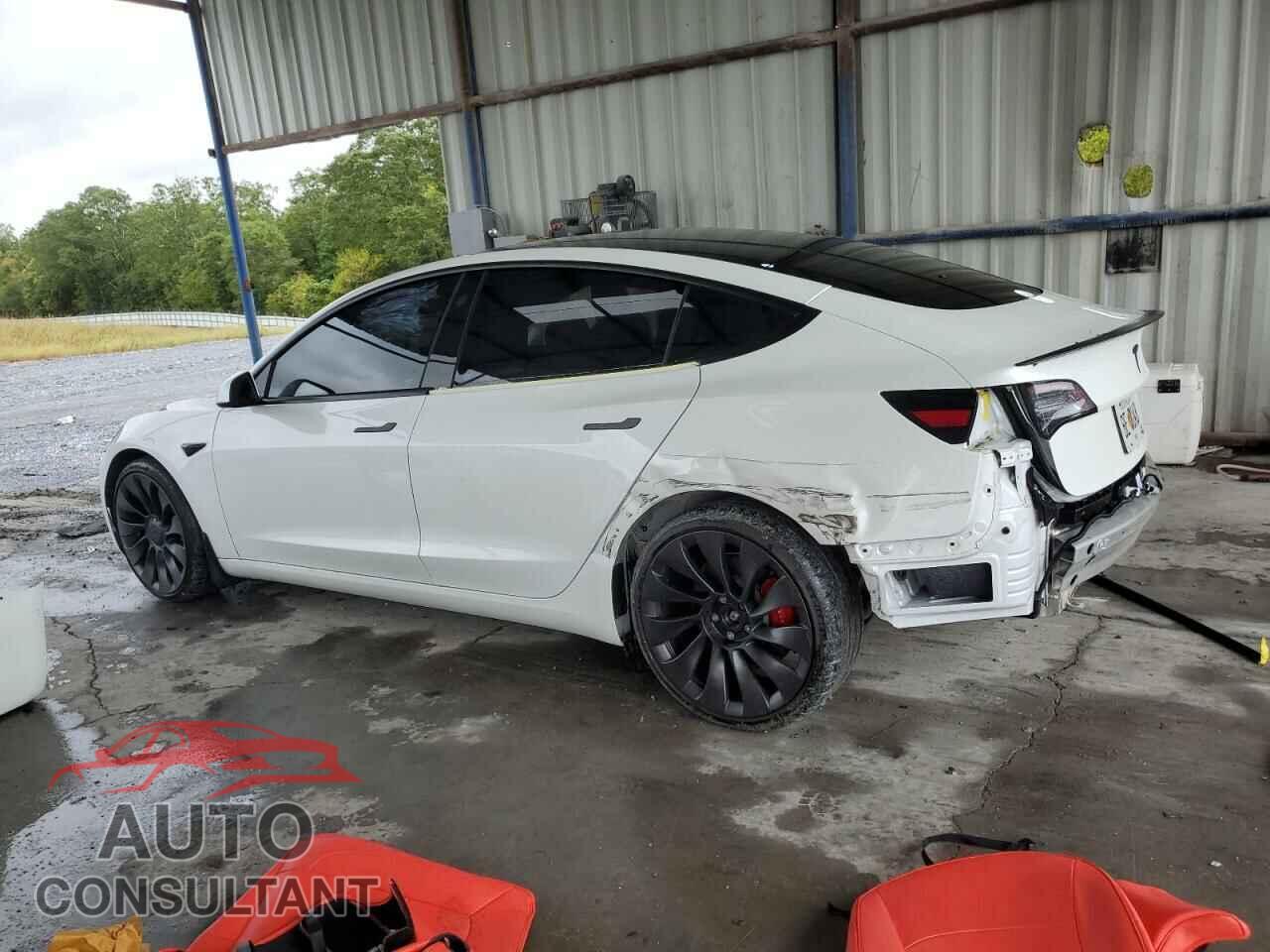 TESLA MODEL 3 2021 - 5YJ3E1EC2MF061168