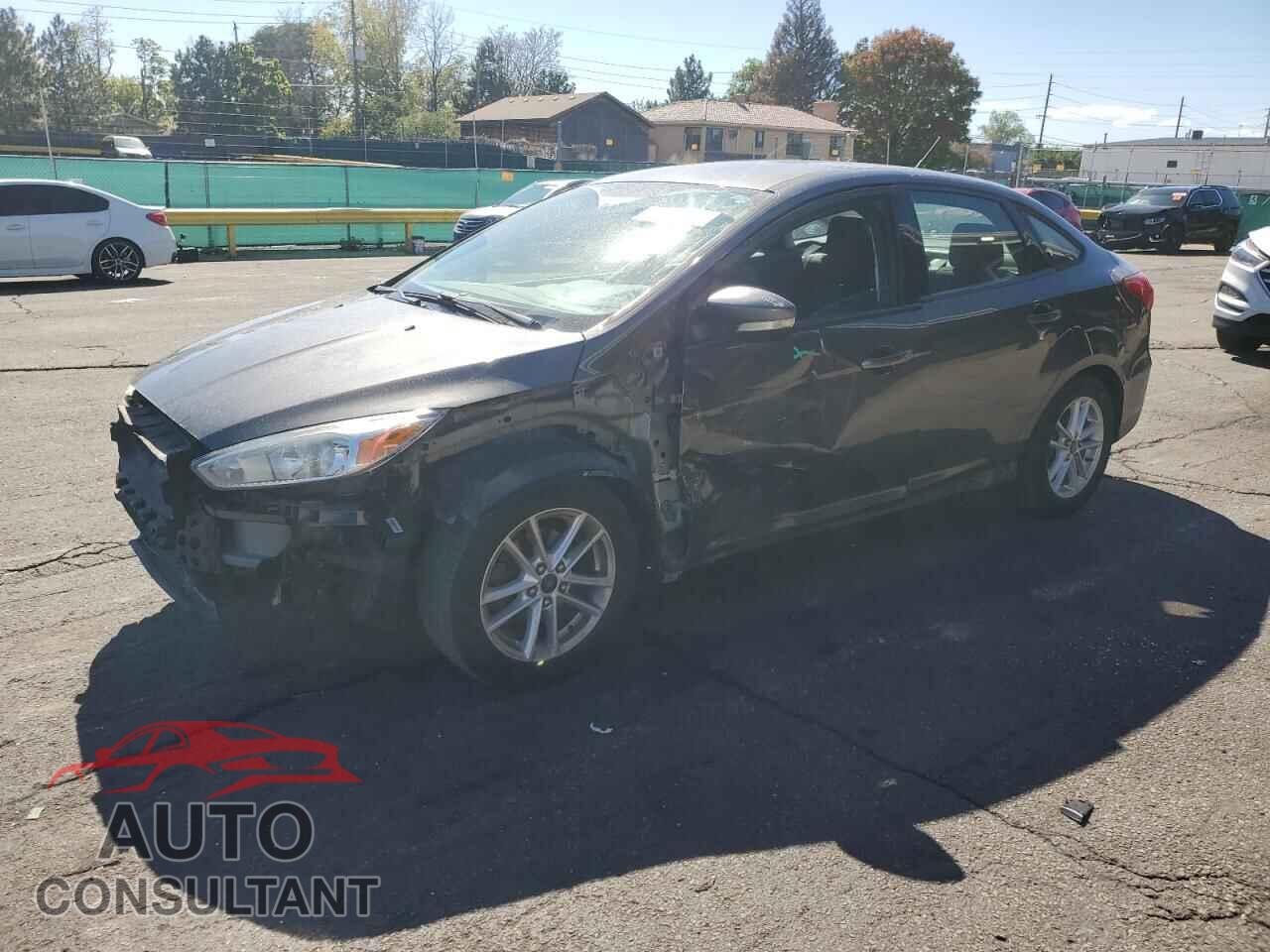 FORD FOCUS 2015 - 1FADP3F20FL374743