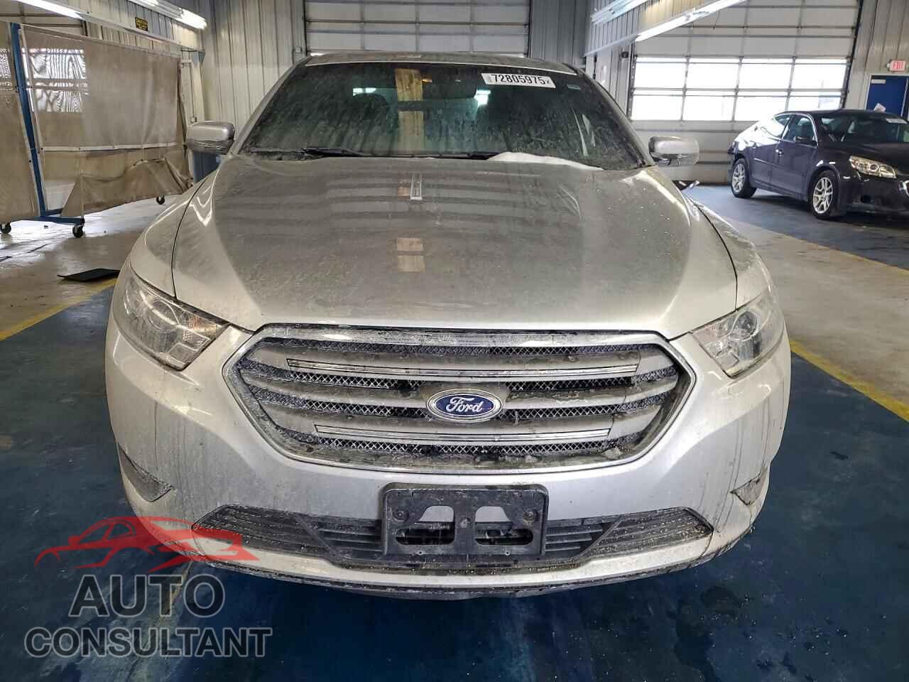 FORD TAURUS 2015 - 1FAHP2E88FG125553
