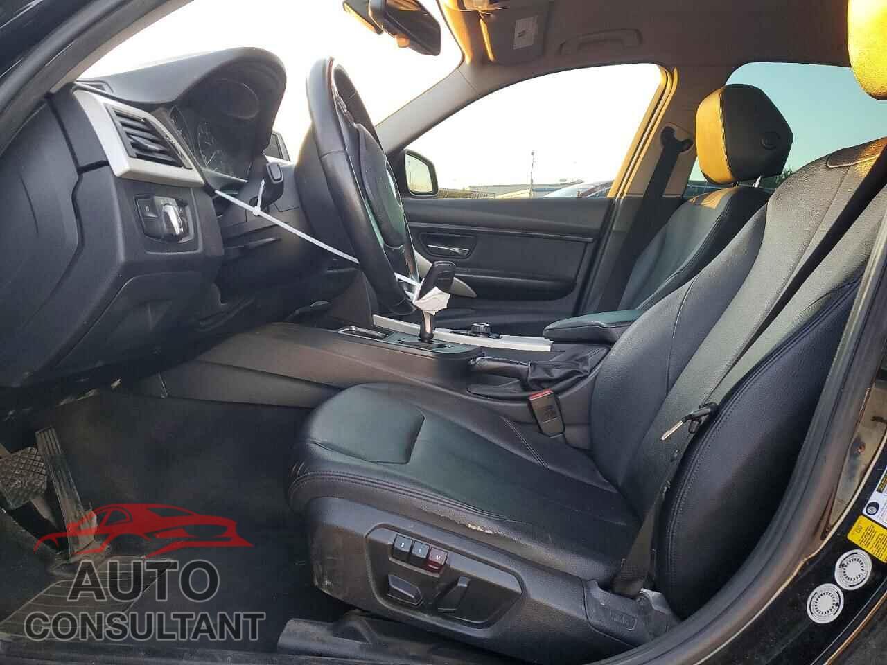BMW 3 SERIES 2013 - WBA3C1C56DF443867