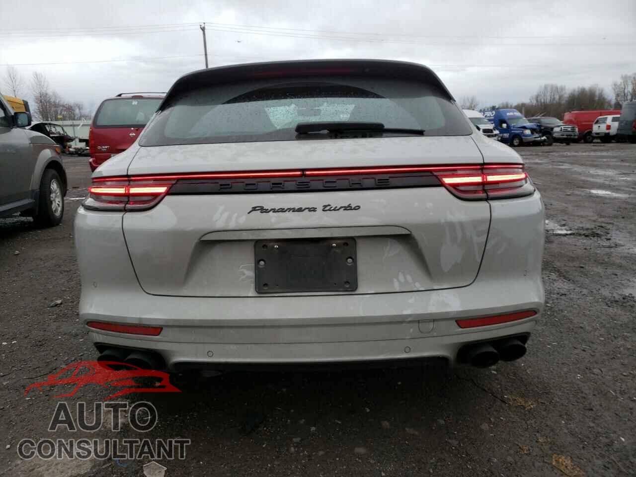PORSCHE PANAMERA 2018 - WP0CF2A71JL195982
