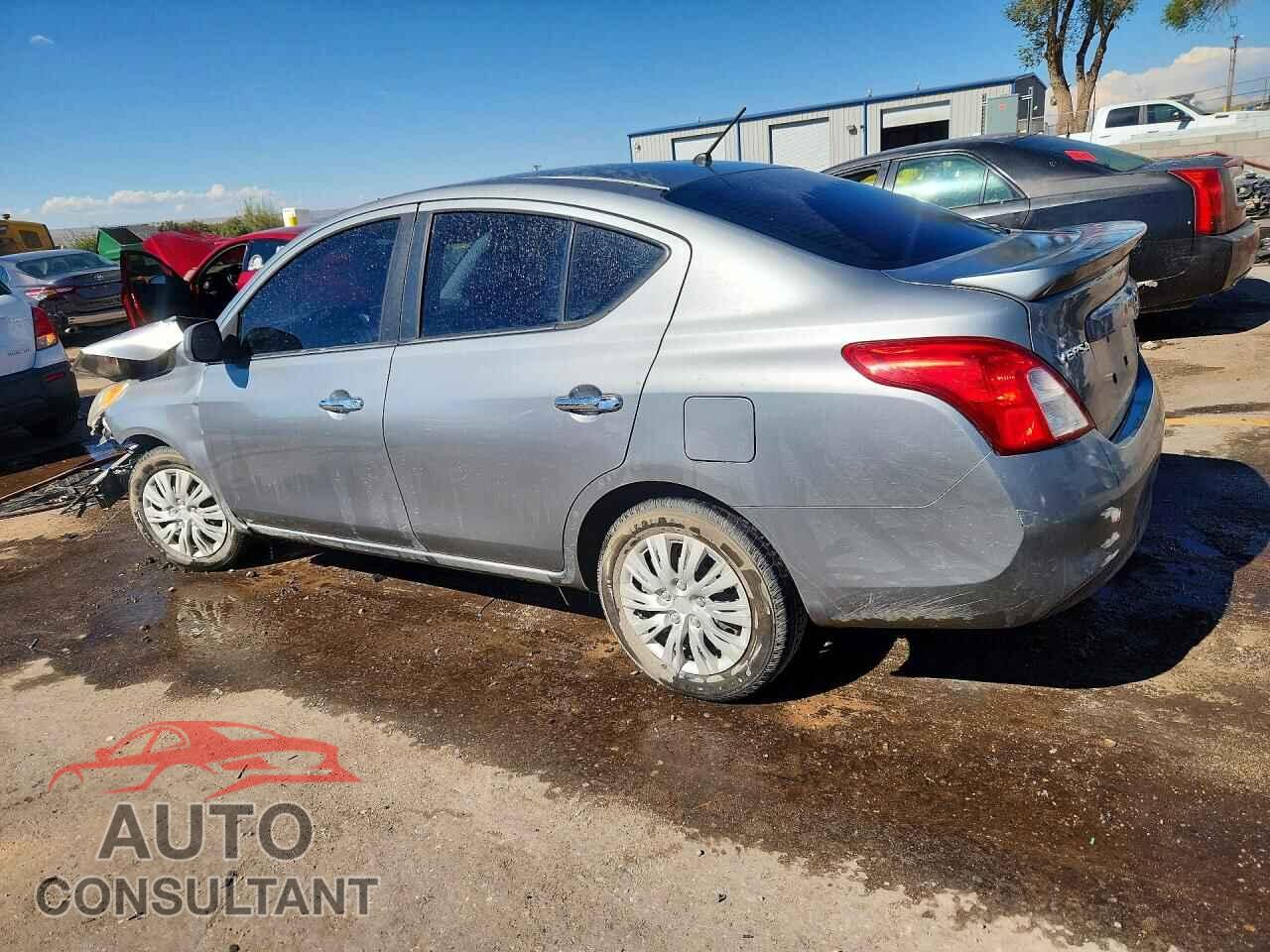 NISSAN VERSA 2013 - 3N1CN7AP8DL867175