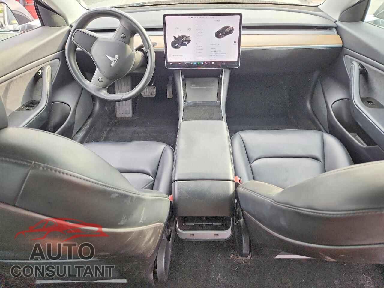 TESLA MODEL 3 2019 - 5YJ3E1EA8KF395555
