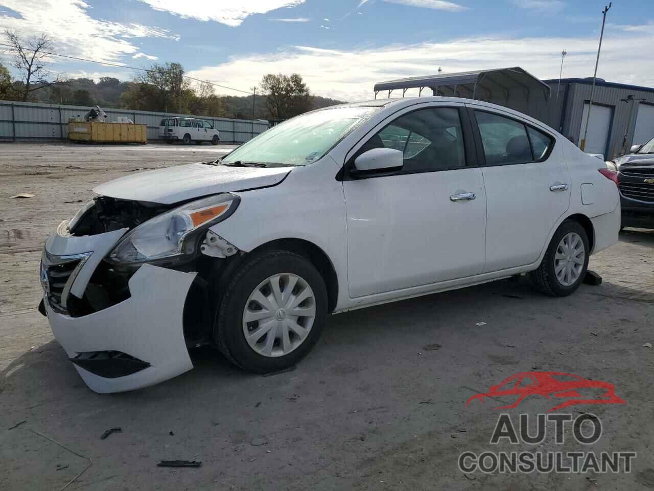 NISSAN VERSA 2018 - 3N1CN7APXJL878397