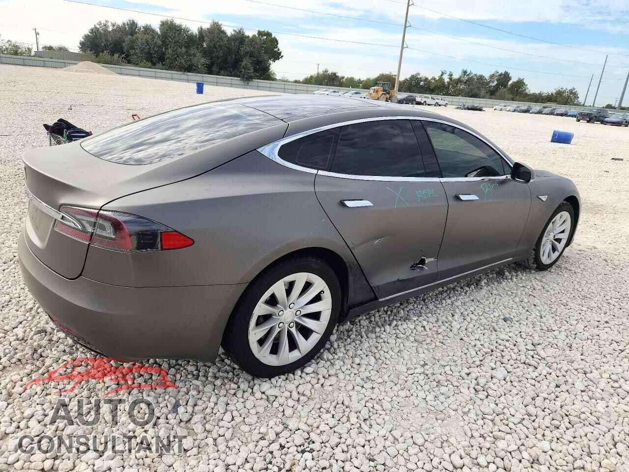 TESLA MODEL S 2016 - 5YJSA1E13GF157093