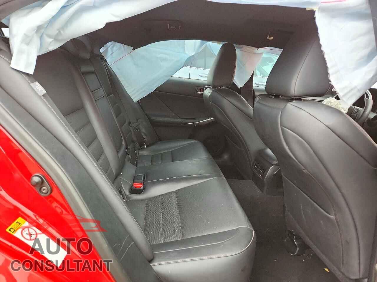 LEXUS IS 2016 - JTHCE1D24G5010798