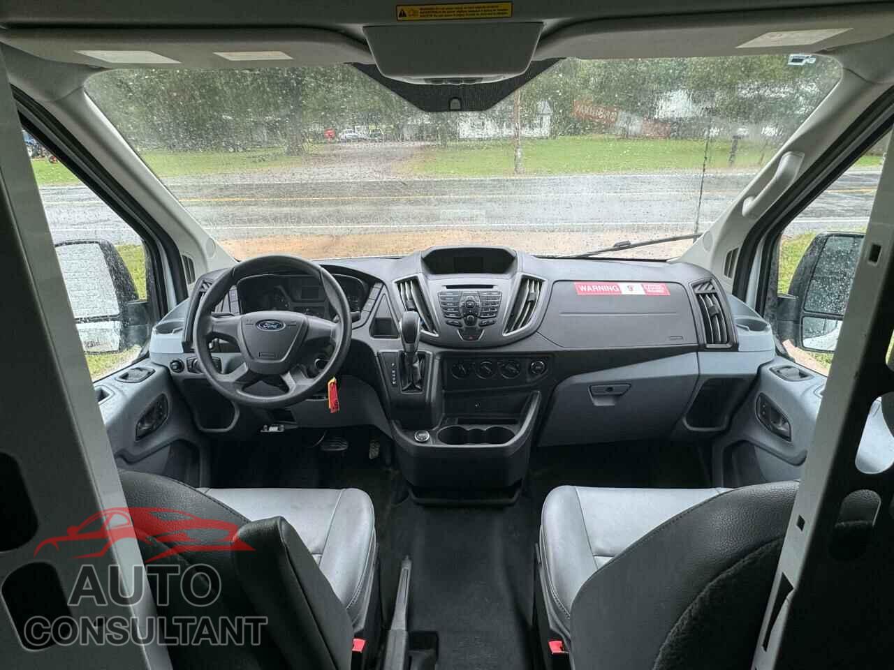 FORD TRANSIT 2019 - 1FTYE2CM5KKB35786