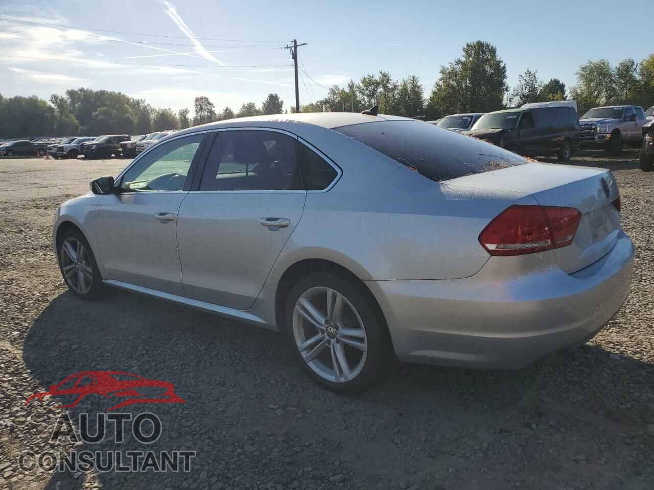 VOLKSWAGEN PASSAT 2014 - 1VWBN7A36EC003726