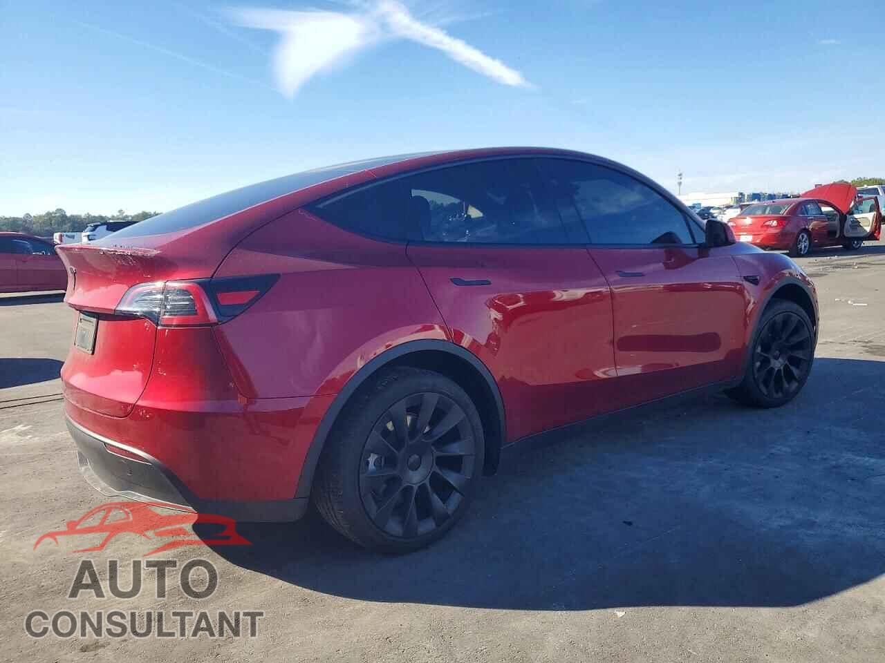 TESLA MODEL Y 2024 - 7SAYGDED6RF043020