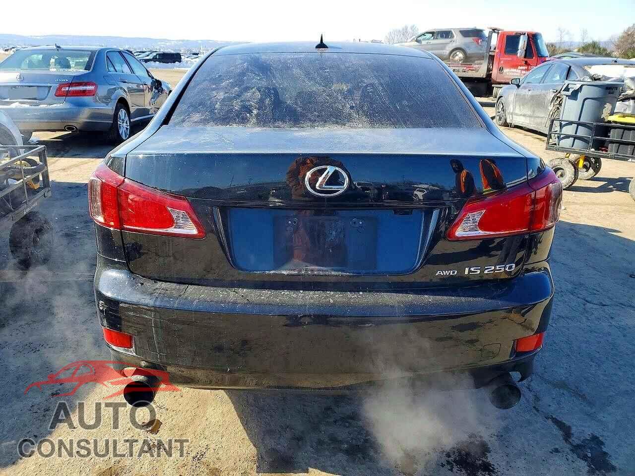 LEXUS IS 2012 - JTHCF5C26C5057248