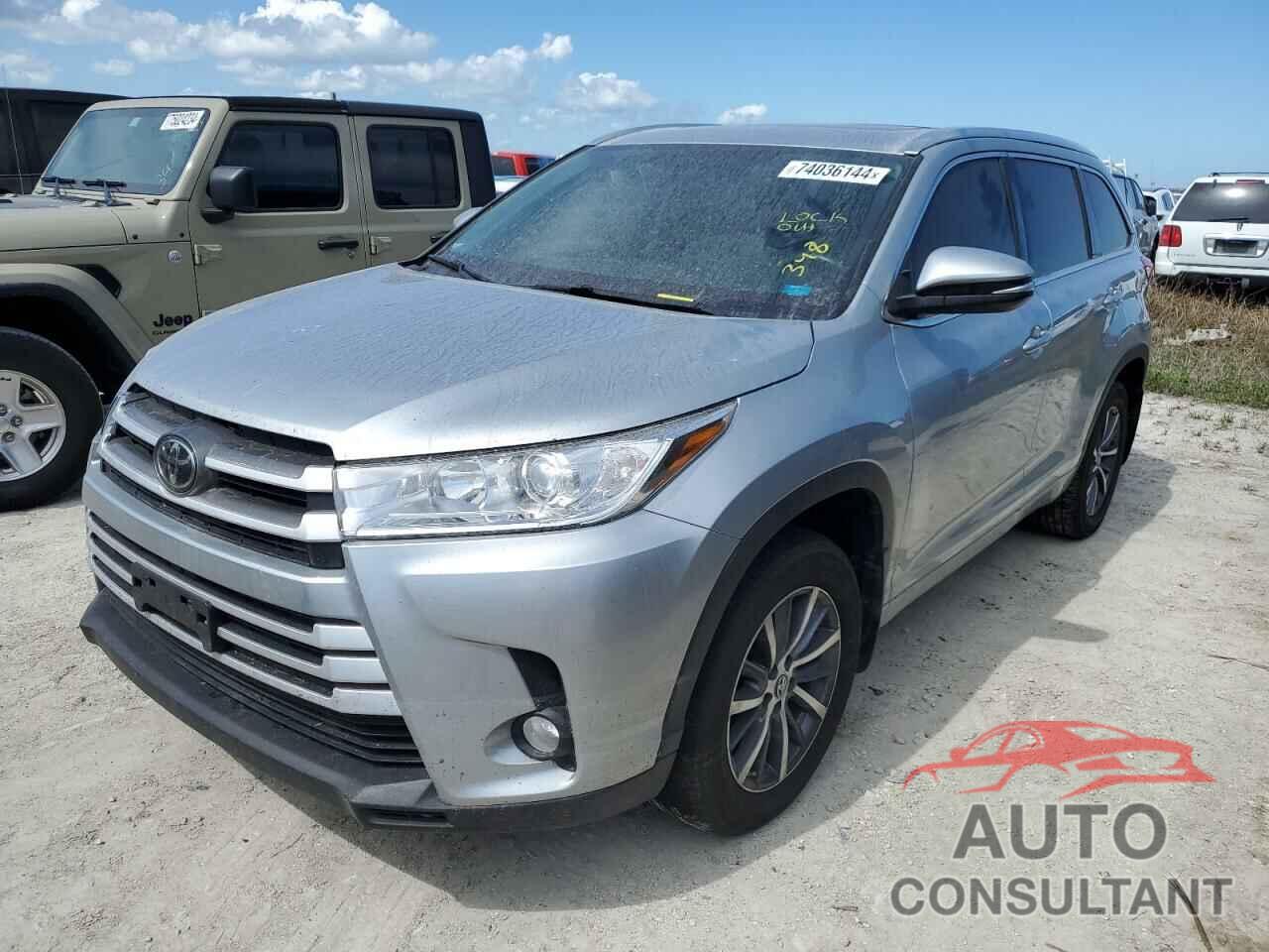 TOYOTA HIGHLANDER 2017 - 5TDJZRFH4HS479754