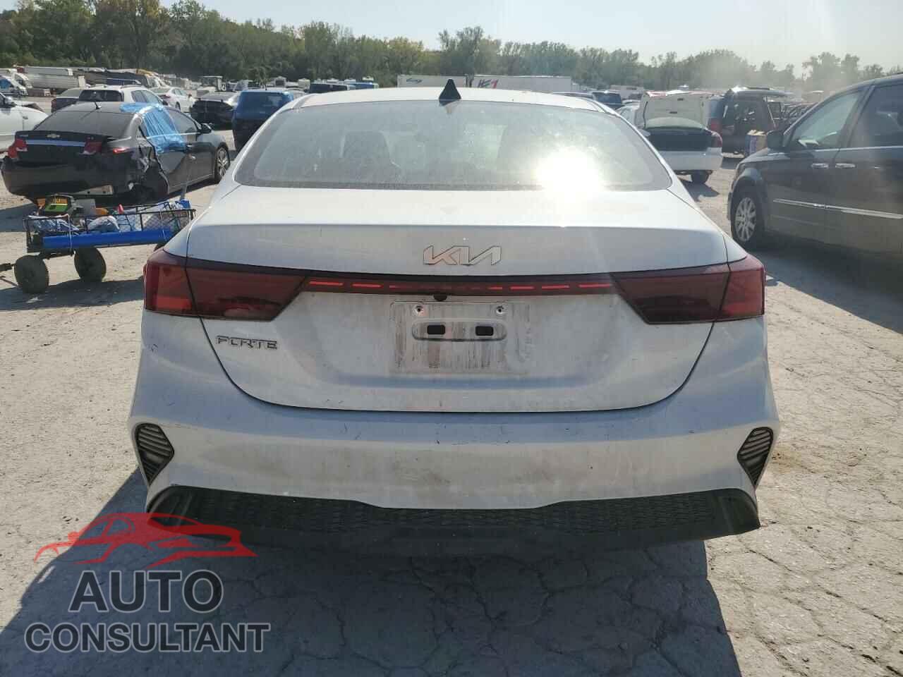 KIA FORTE 2023 - 3KPF24AD2PE579863