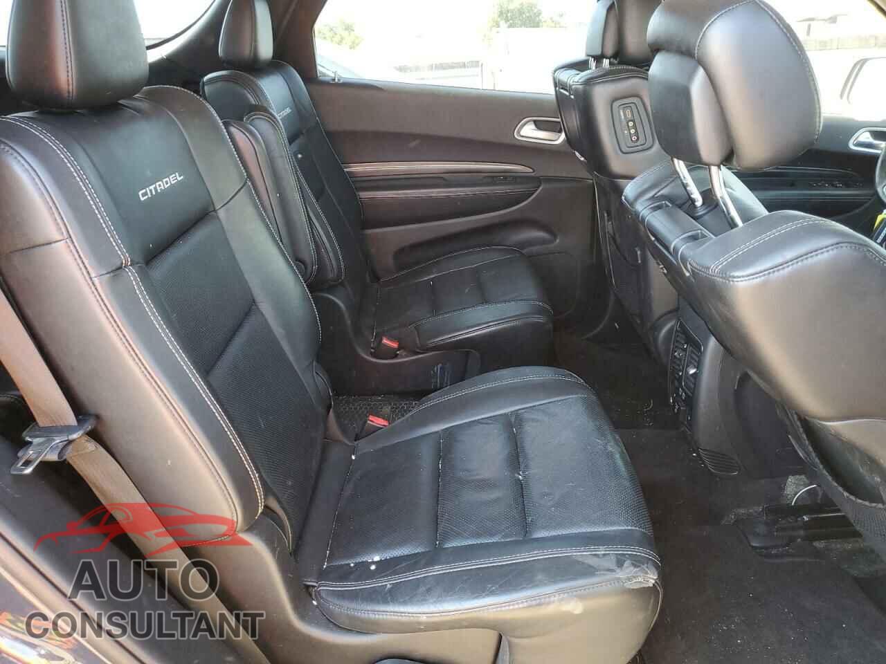 DODGE DURANGO 2018 - 1C4RDJEG6JC400927