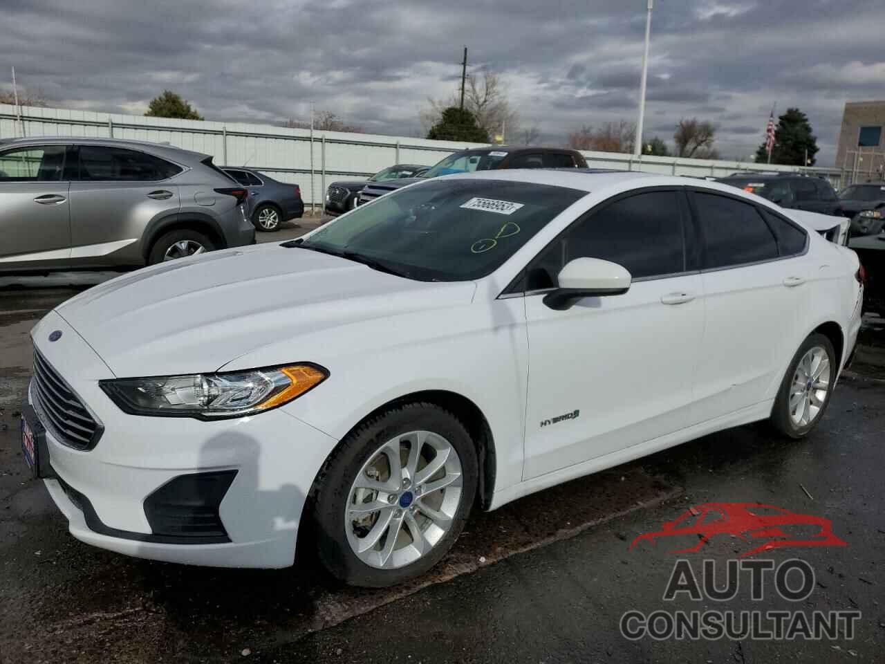 FORD FUSION 2019 - 3FA6P0LU7KR106796