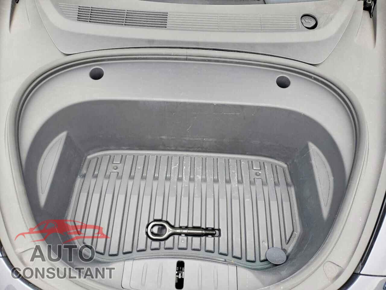 TESLA MODEL 3 2023 - 5YJ3E1EA9PF677128