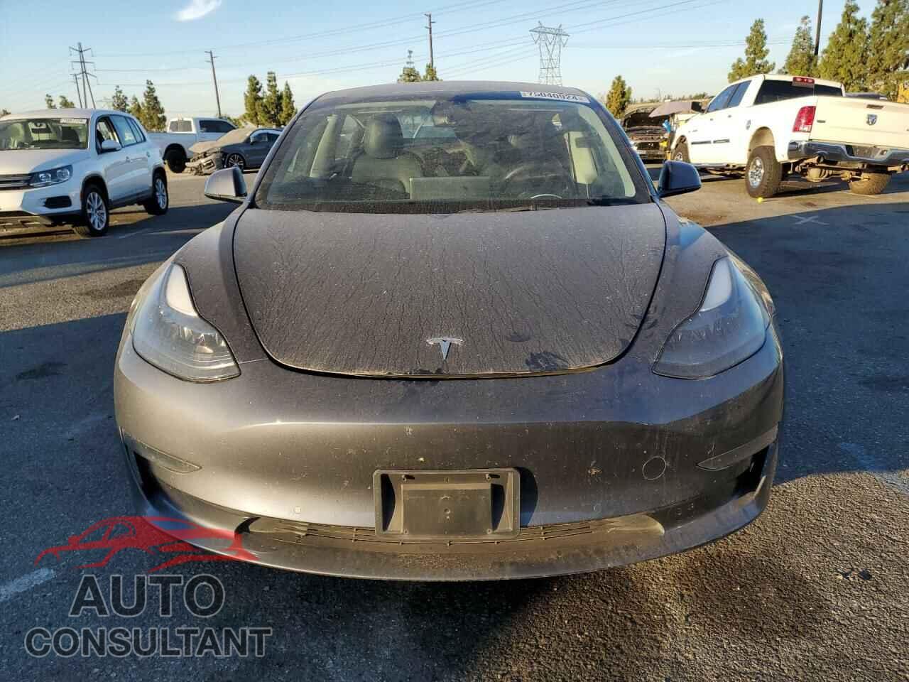 TESLA MODEL 3 2022 - 5YJ3E1EA8NF143499