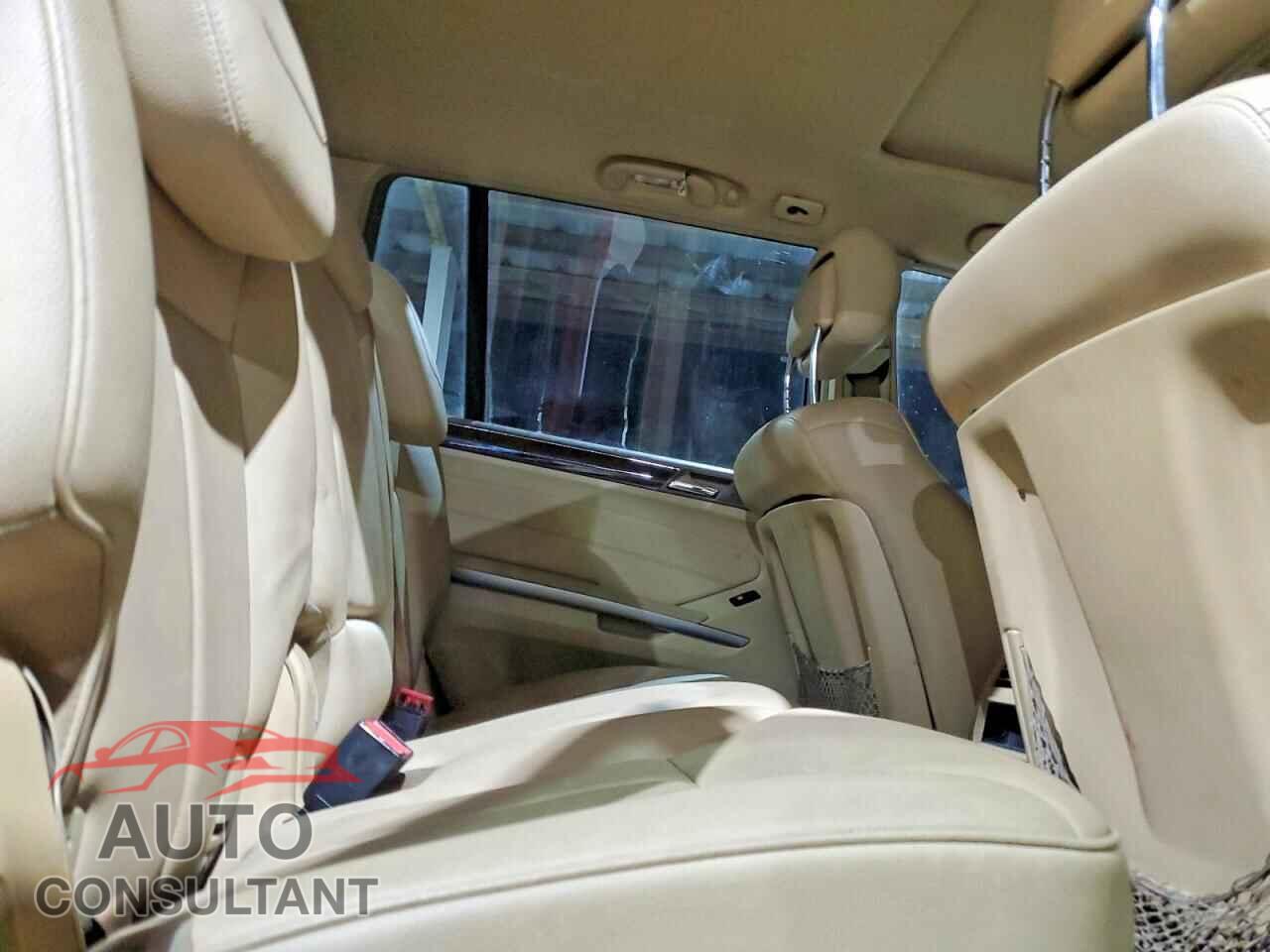 MERCEDES-BENZ GL-CLASS 2012 - 4JGBF7BE3CA784323