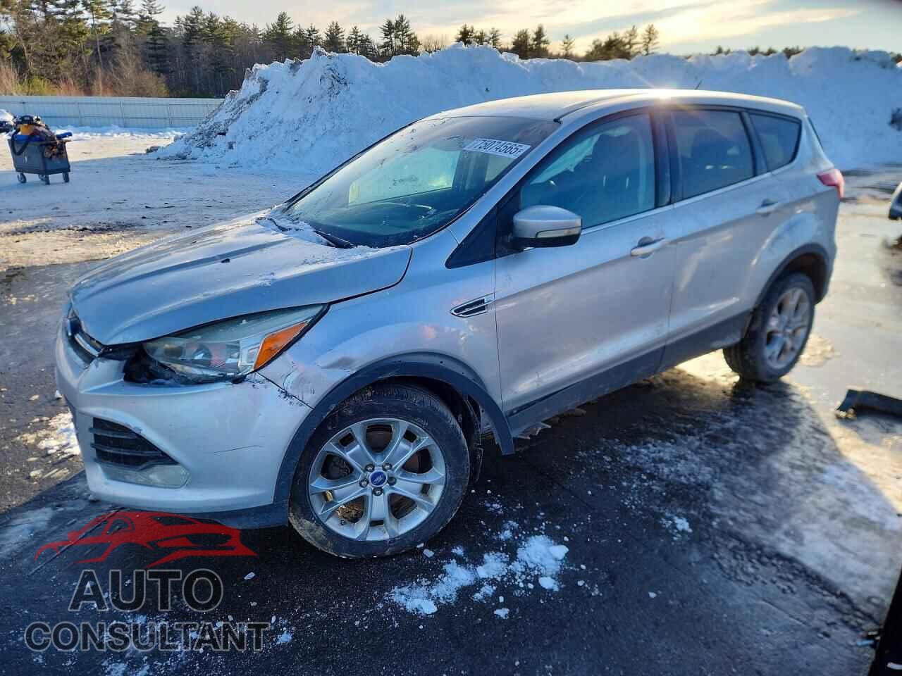FORD ESCAPE 2013 - 1FMCU9H94DUB71174