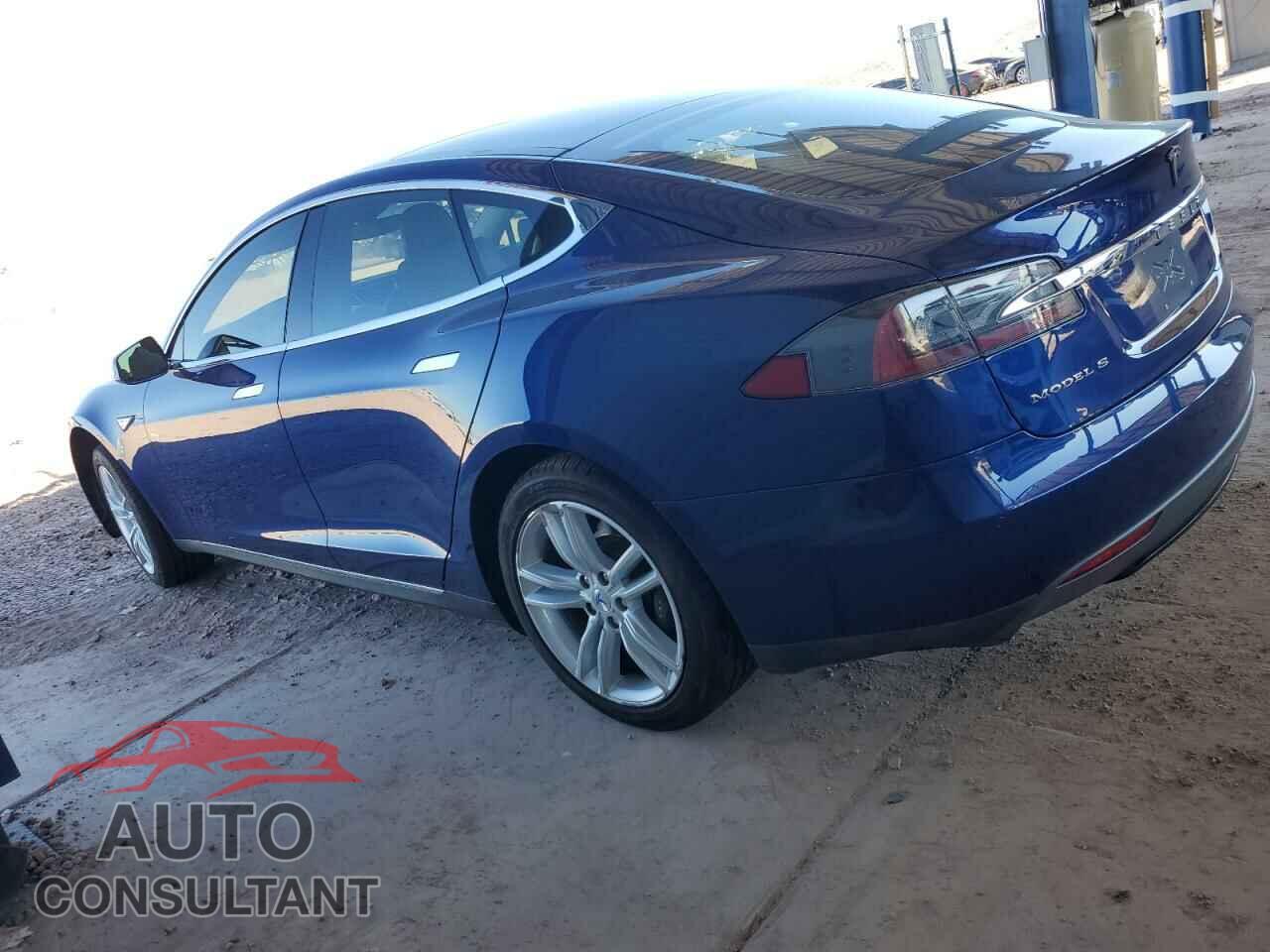 TESLA MODEL S 2016 - 5YJSA1E12GF123243