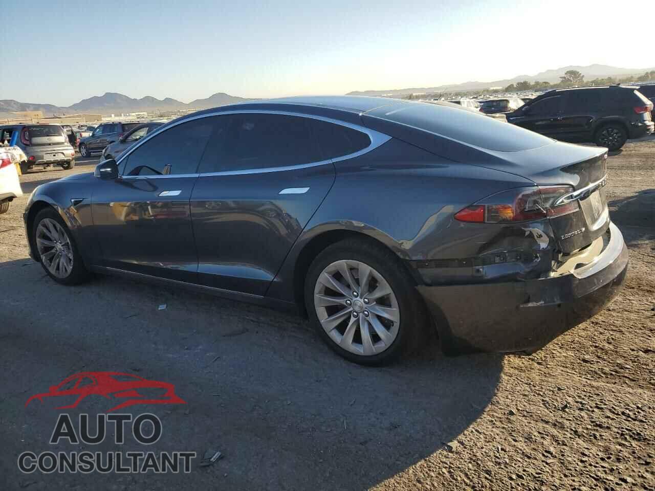 TESLA MODEL S 2017 - 5YJSA1E12HF188207