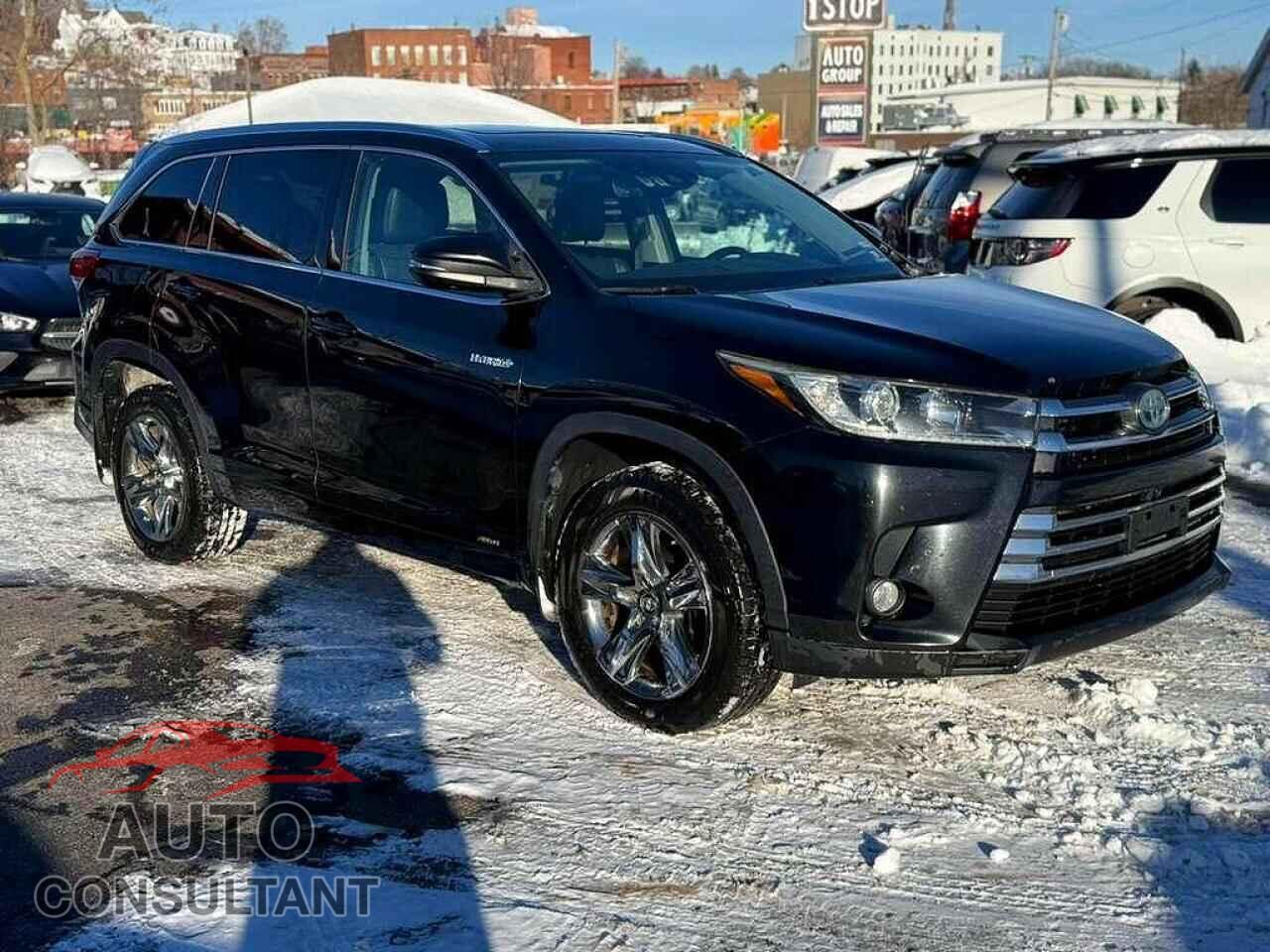 TOYOTA HIGHLANDER 2017 - 5TDDGRFH6HS027856