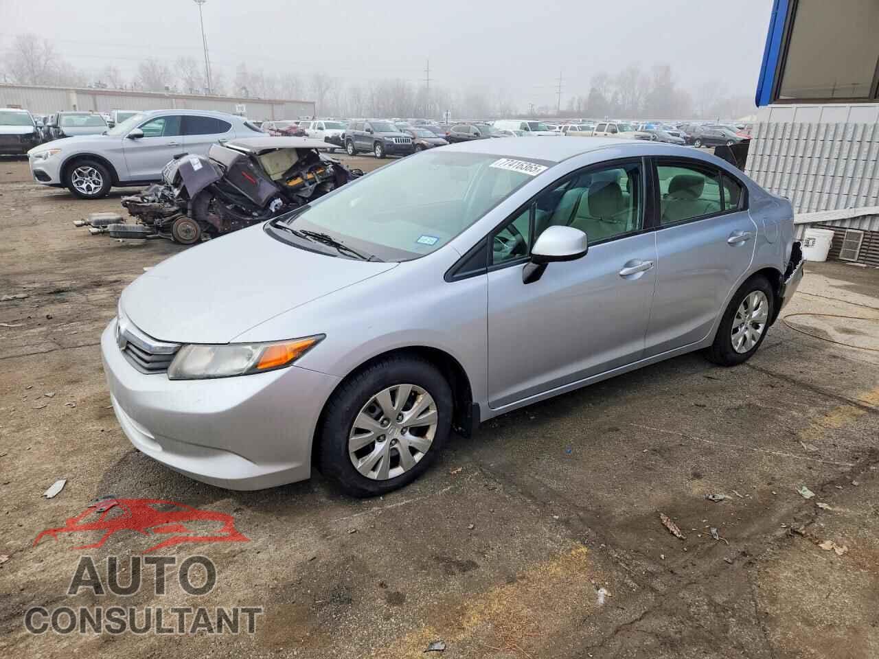 HONDA CIVIC 2012 - 2HGFB2F55CH598445