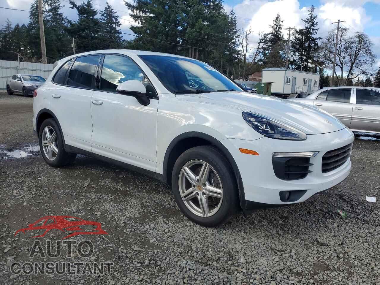 PORSCHE CAYENNE 2016 - WP1AA2A21GLA10086