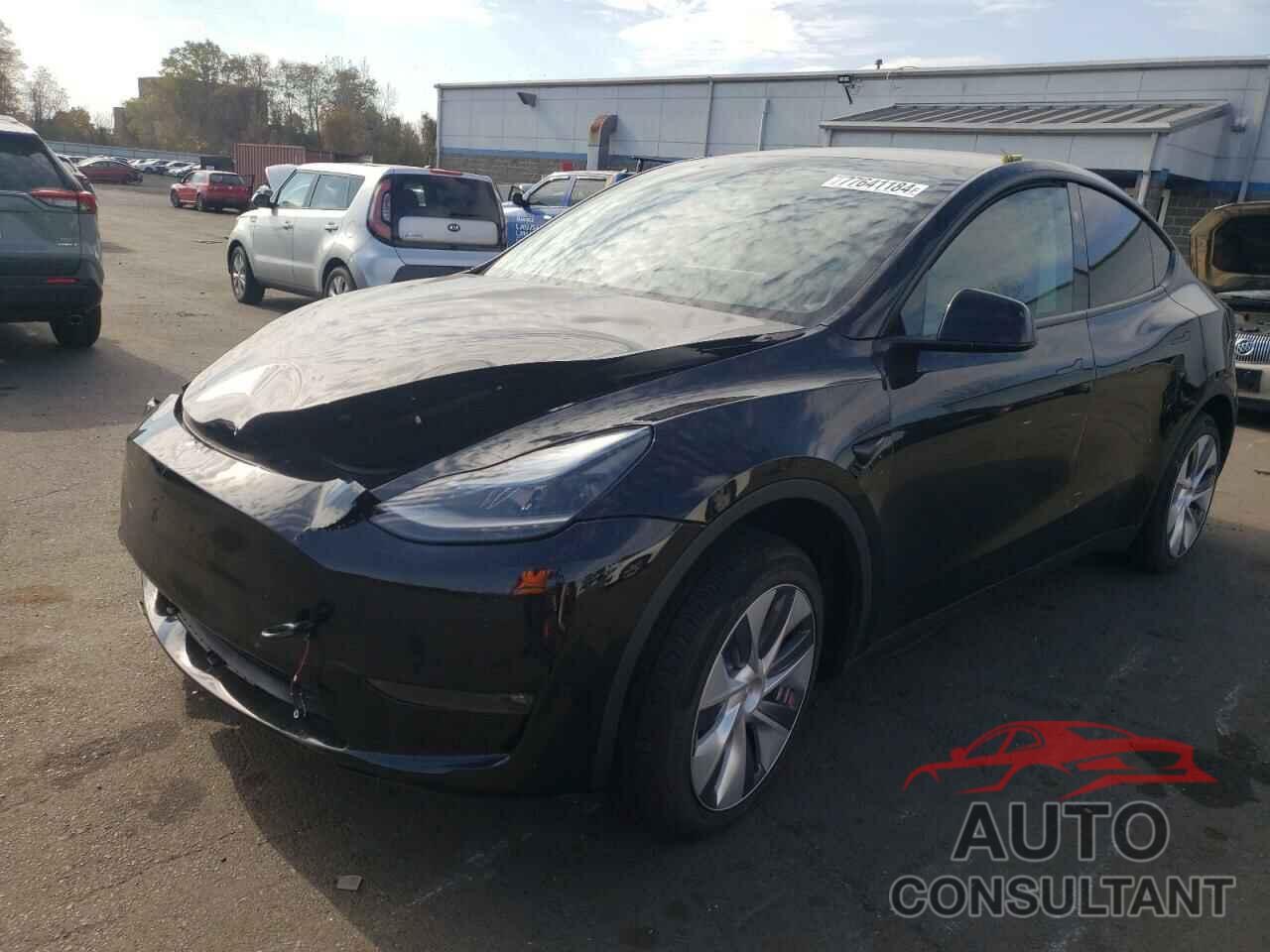 TESLA MODEL Y 2023 - 7SAYGAEE2PF919117