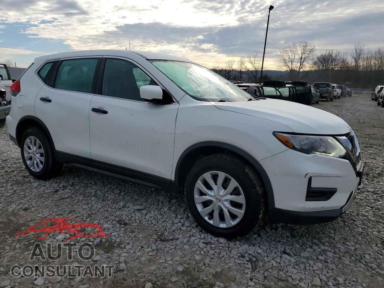 NISSAN ROGUE 2018 - KNMAT2MVXJP563594