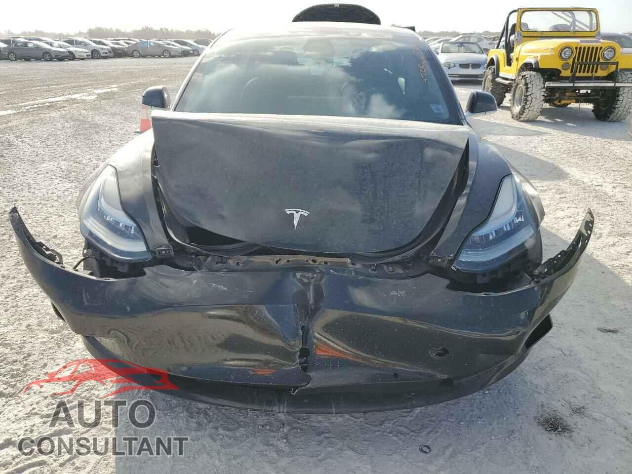 TESLA MODEL 3 2018 - 5YJ3E1EB7JF170373