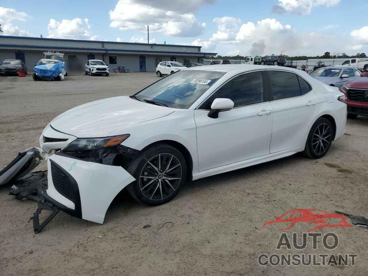 TOYOTA CAMRY 2023 - 4T1G11AK2PU724580