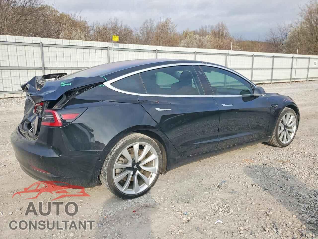 TESLA MODEL 3 2018 - 5YJ3E1EA7JF033800