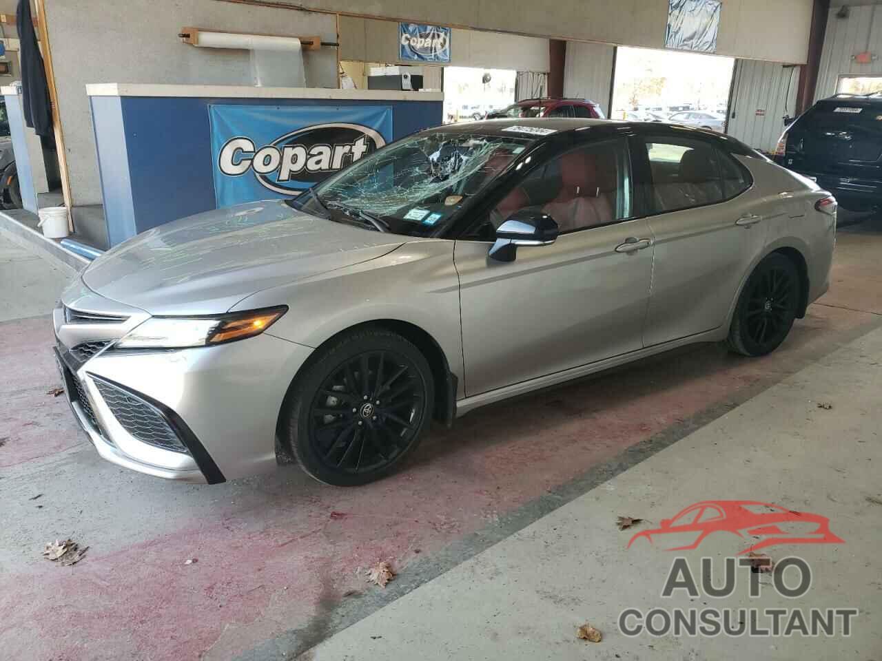 TOYOTA CAMRY 2023 - 4T1K61AK5PU150942