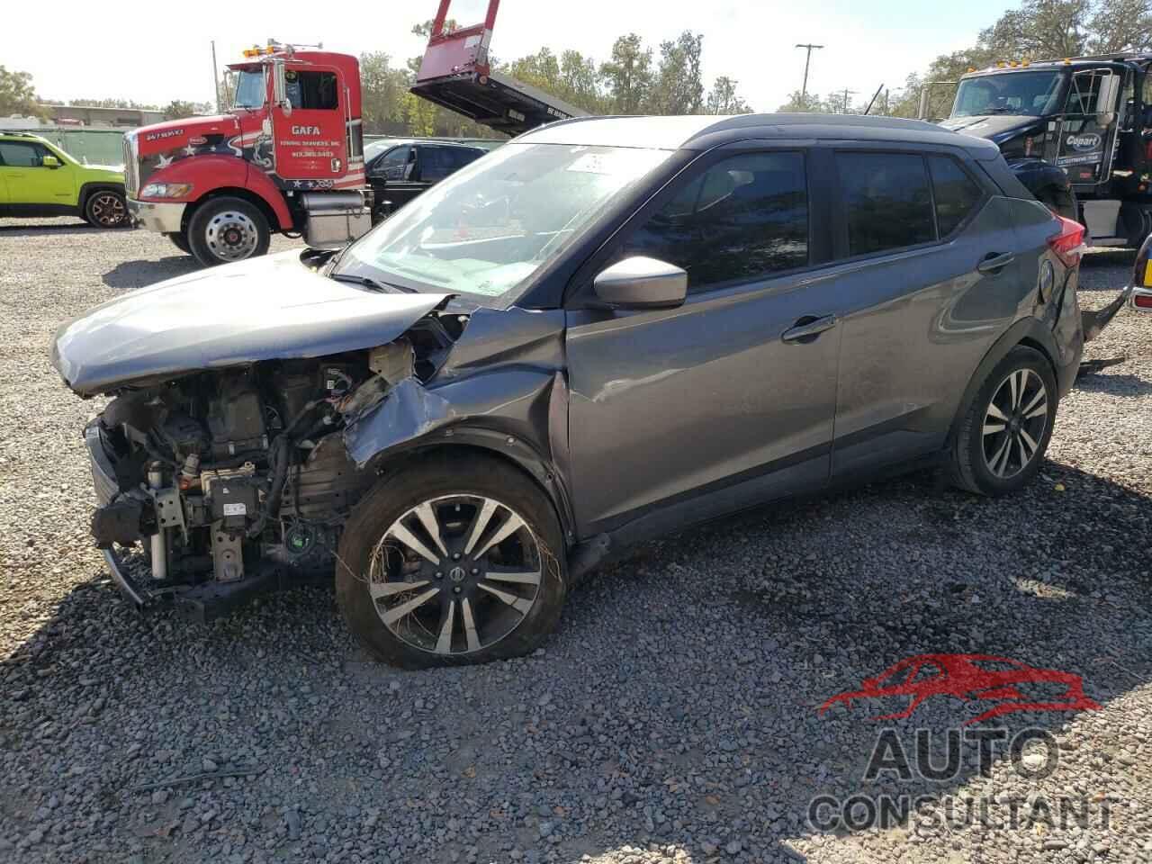 NISSAN KICKS 2018 - 3N1CP5CU7JL524600