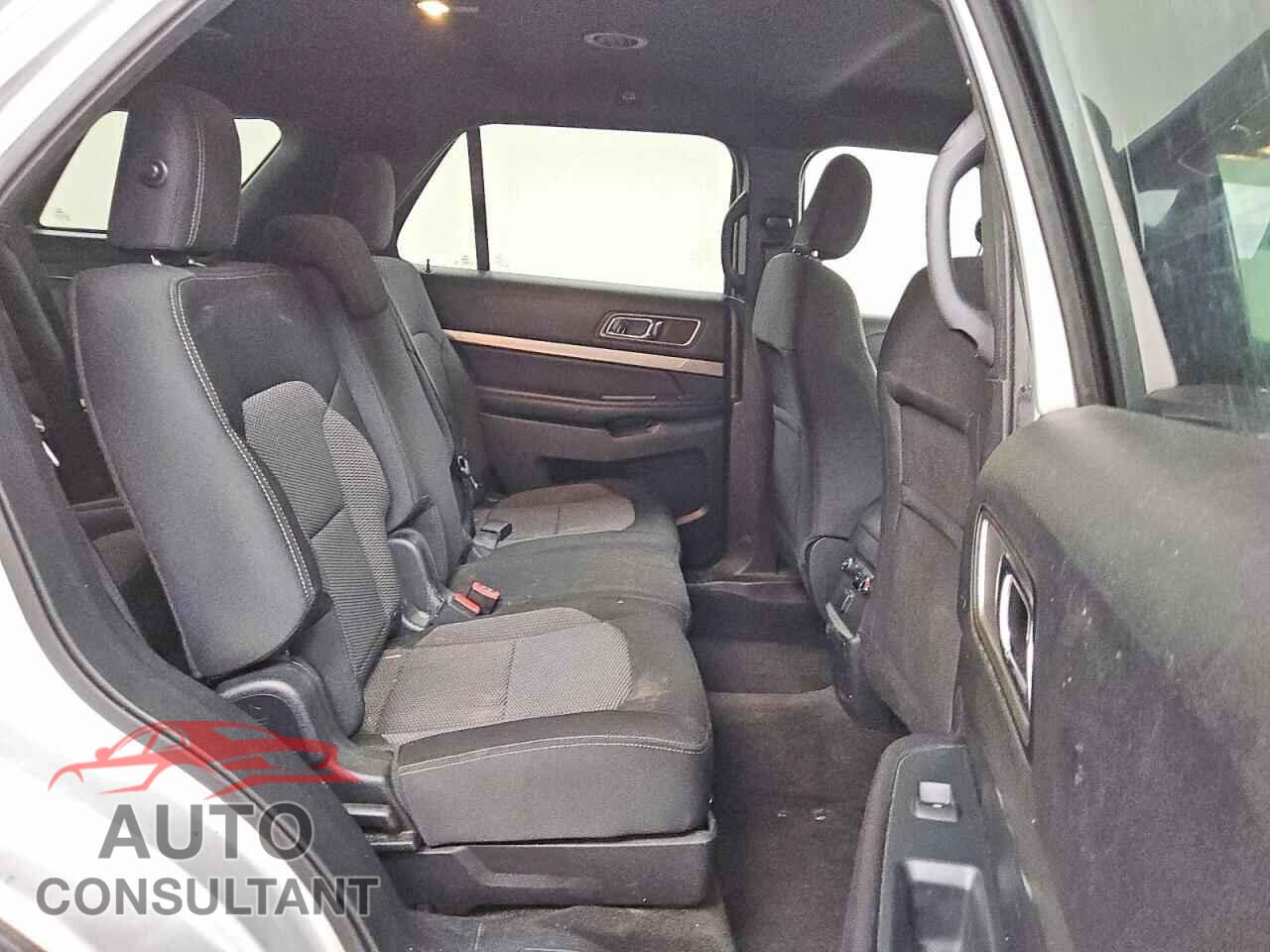FORD EXPLORER 2018 - 1FM5K7D86JGB84695