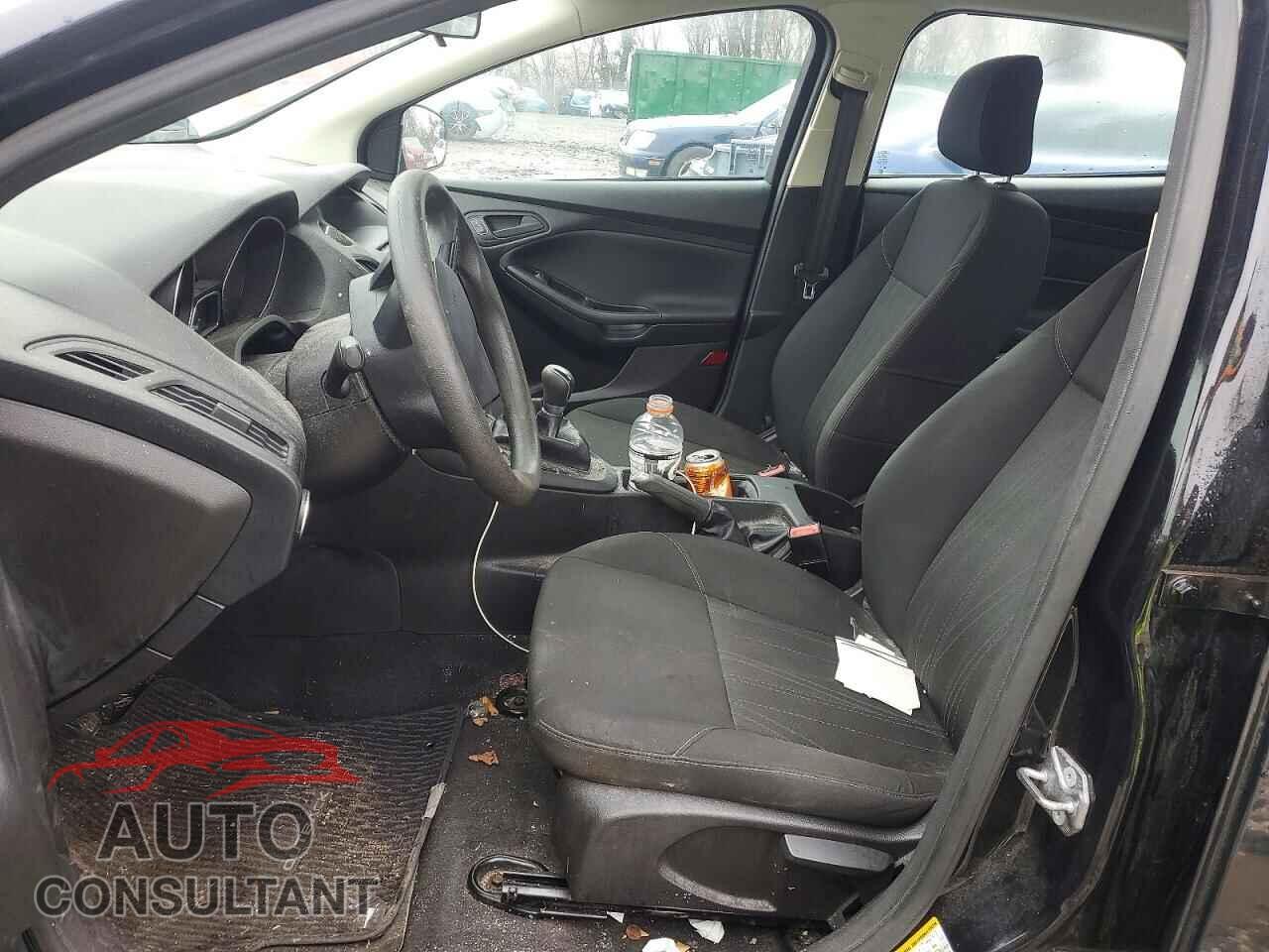FORD FOCUS 2015 - 1FADP3E29FL286453