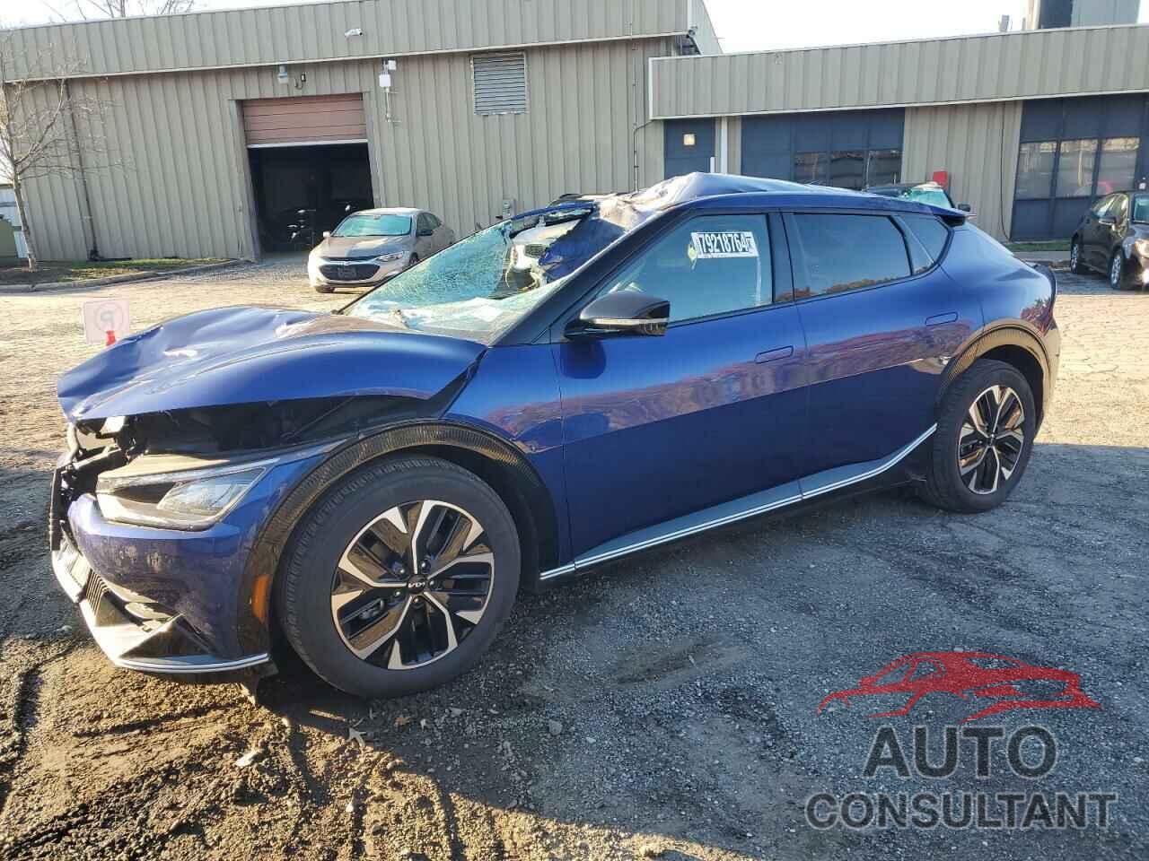 KIA EV6 LIGHT 2023 - KNDC34LA9P5604563