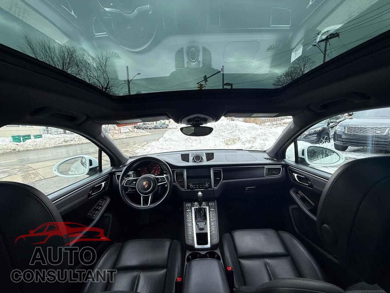 PORSCHE MACAN 2017 - WP1AG2A55HLB54816