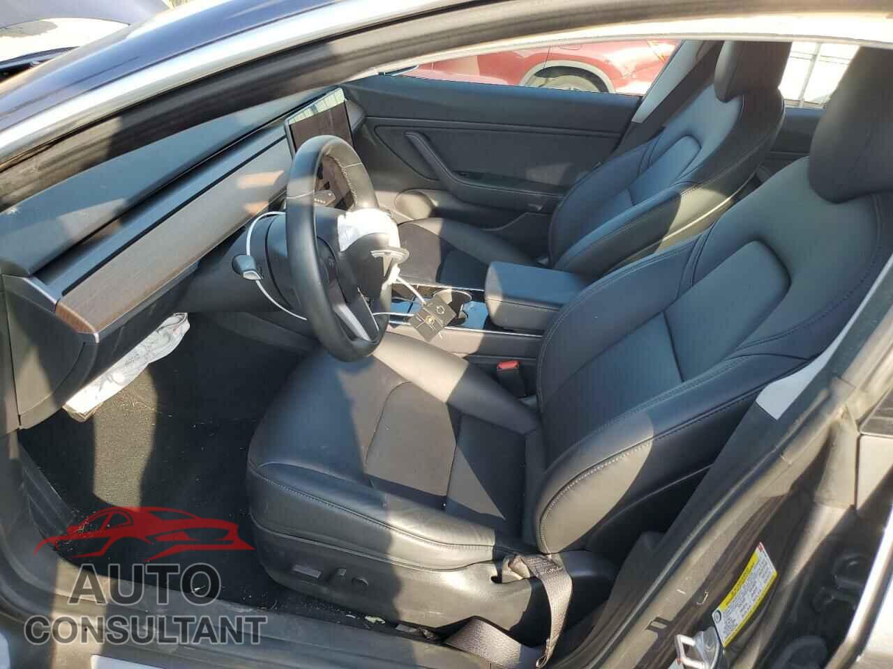 TESLA MODEL 3 2018 - 5YJ3E1EB7JF087106