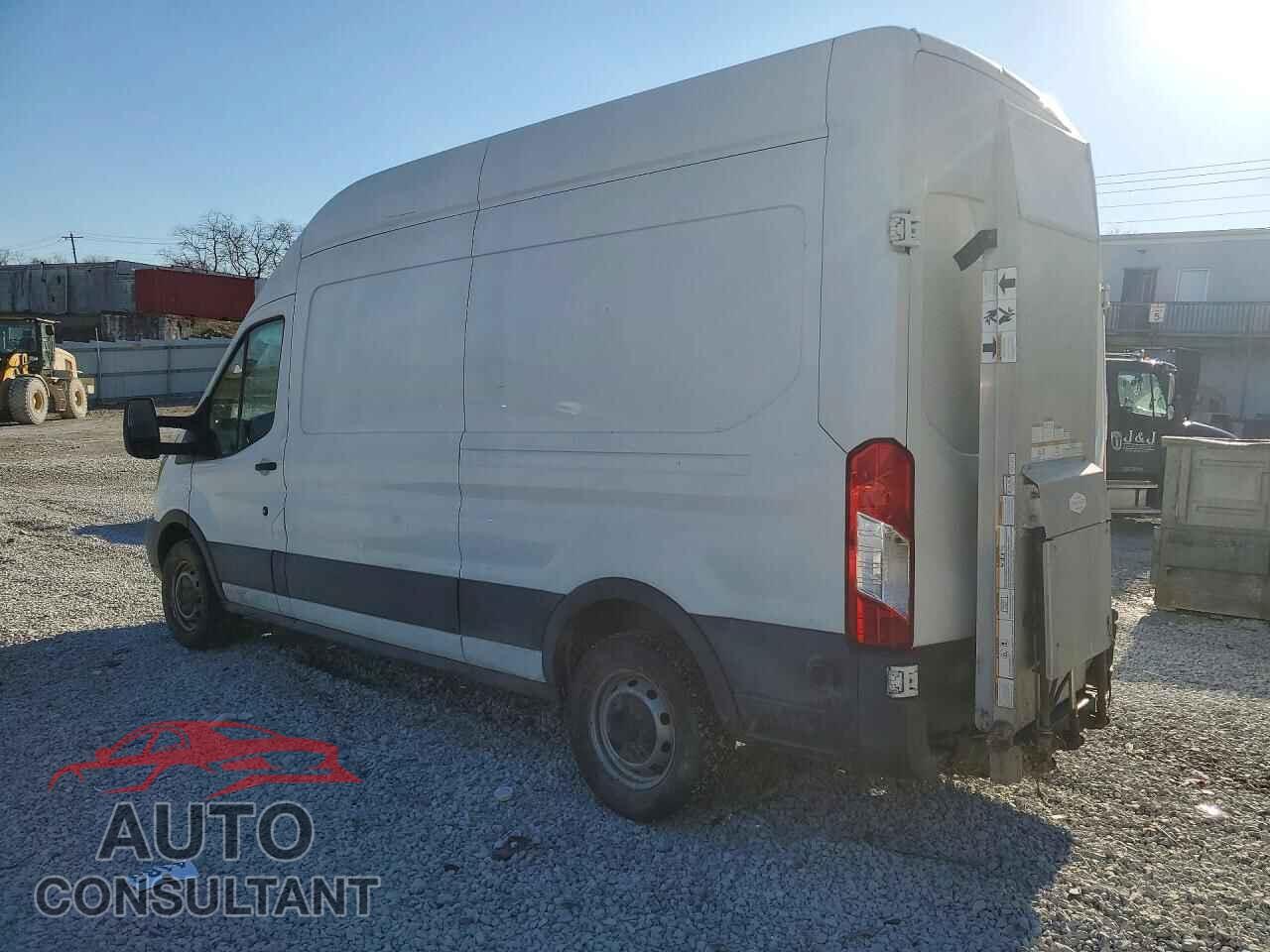 FORD TRANSIT 2017 - 1FTYR2XM9HKB03107