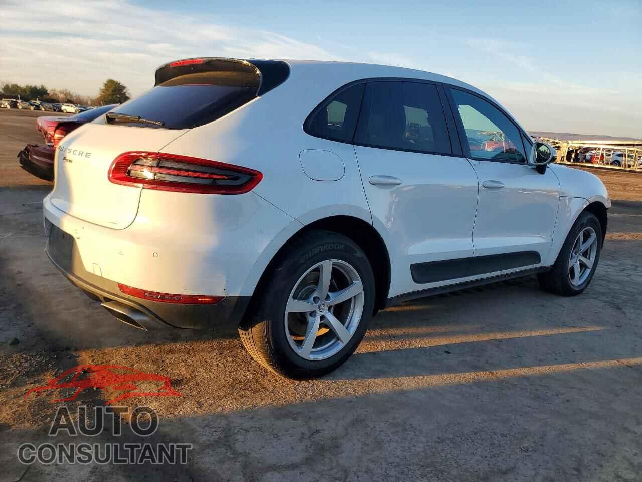 PORSCHE MACAN 2018 - WP1AA2A58JLB07061